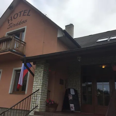 Hotel Sirákov 3*